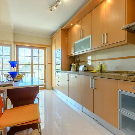 Carcavelos Apartment