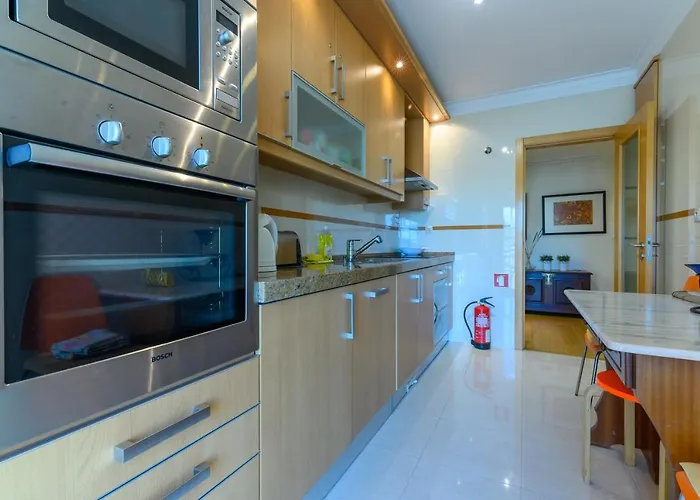 Carcavelos Beach 아파트